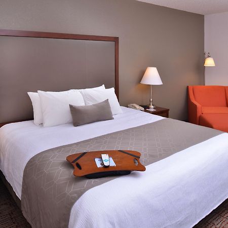 Best Western Plus Wichita West Airport Inn Exterior photo