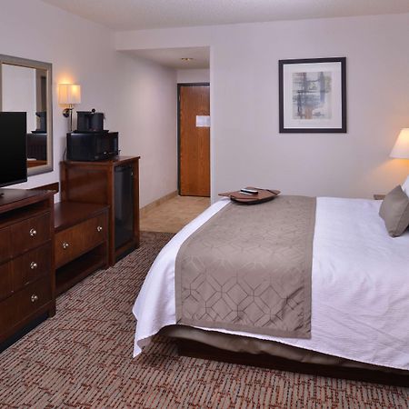 Best Western Plus Wichita West Airport Inn Exterior photo