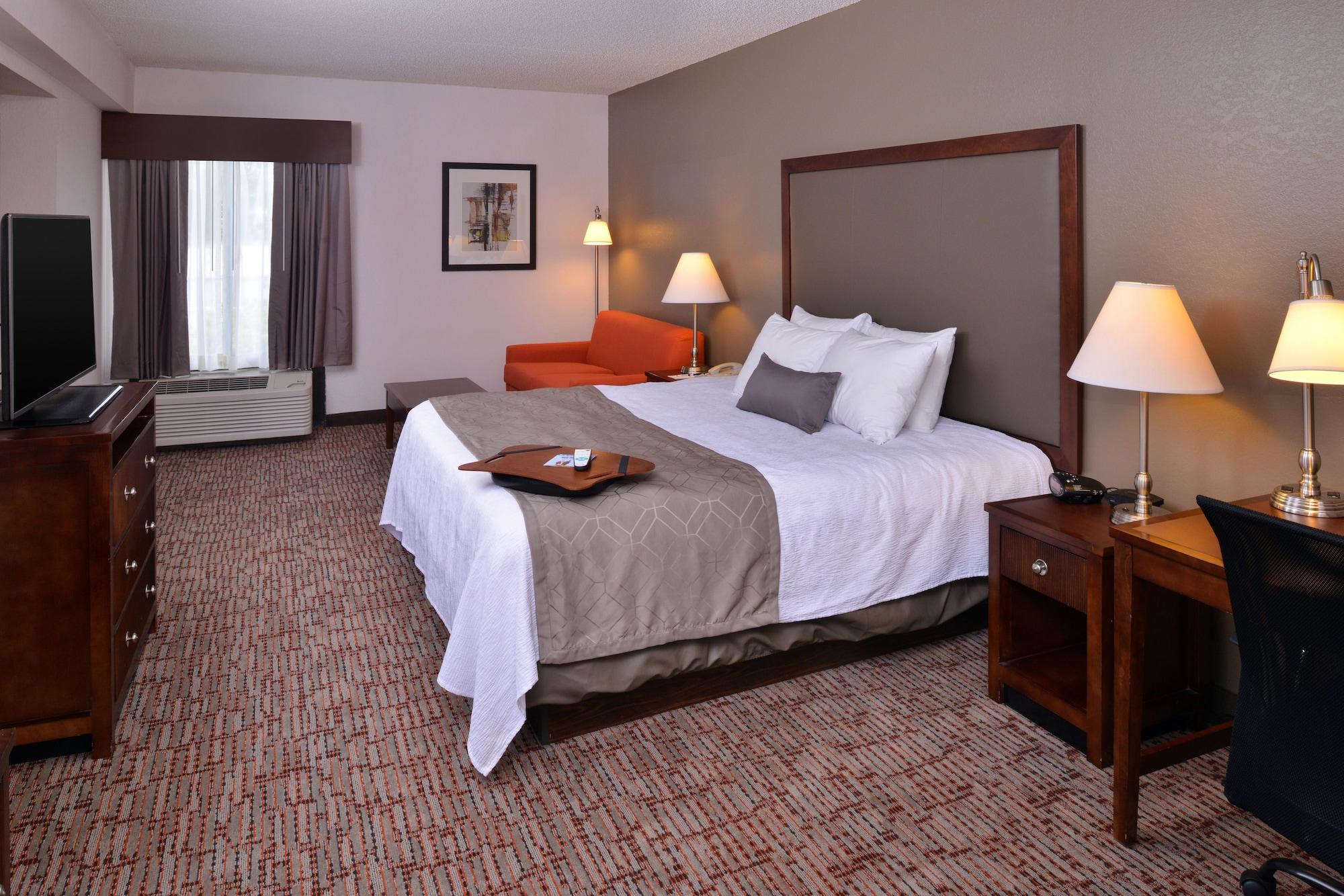 Best Western Plus Wichita West Airport Inn Exterior photo
